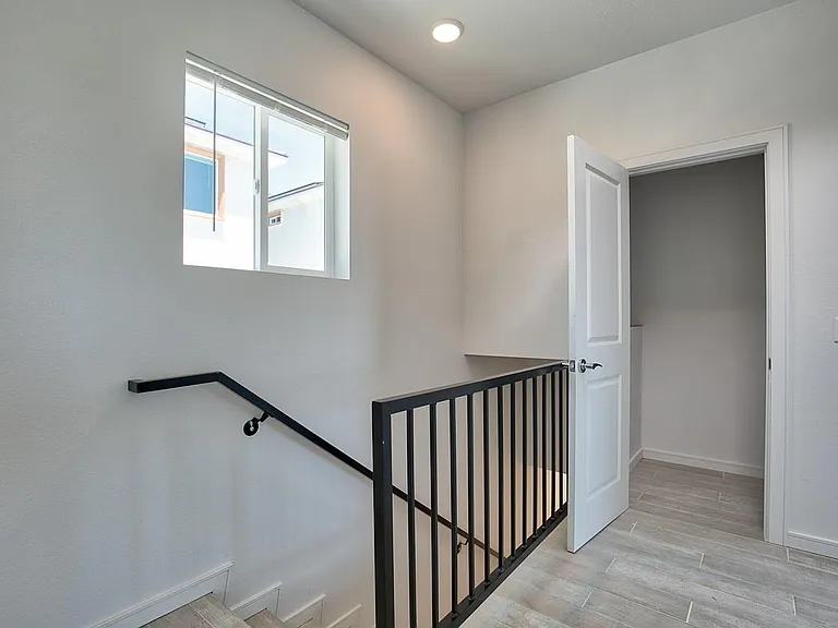 3732 Ash St — Photo 27