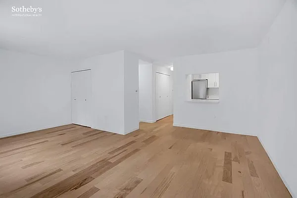 Sold by Sotheby's International Realty | media 7