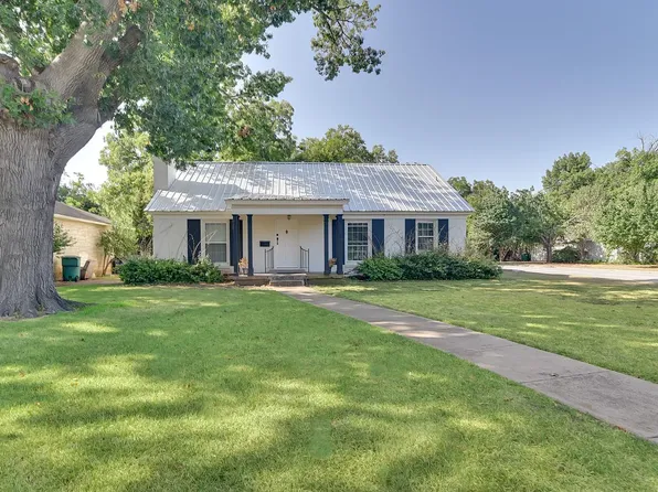 3741 Hilltop Rd, Fort Worth, TX 76109