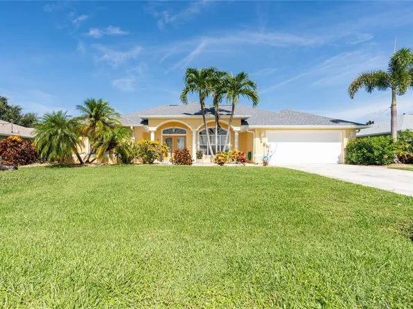 9 Medalist Pl, Rotonda West, FL 33947