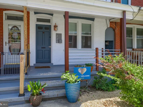 220 Jackson St, Lancaster, PA 17603