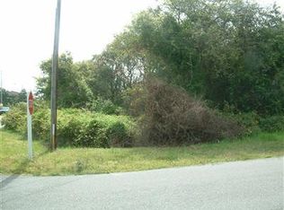 501 S 5th Ave, Kure Beach, NC 28449