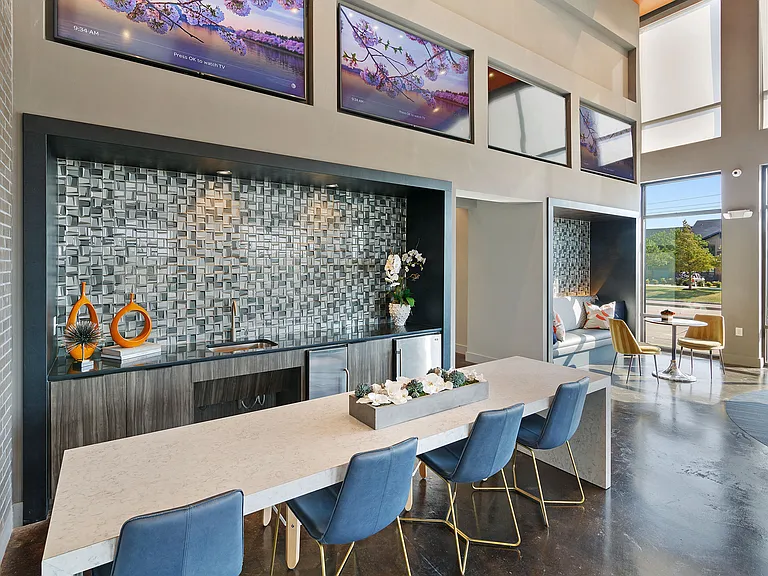 The James at Canyon Creek — Photo 21