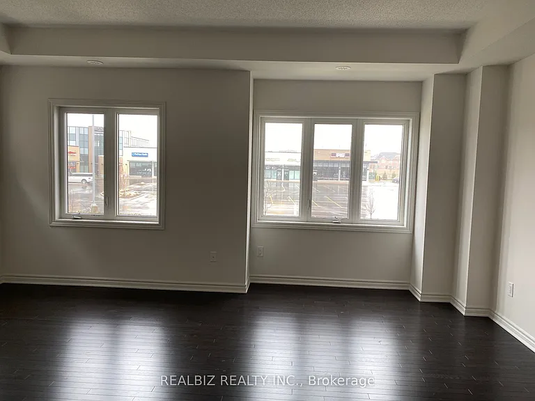 50 Edinburgh Dr #19 — Photo 11