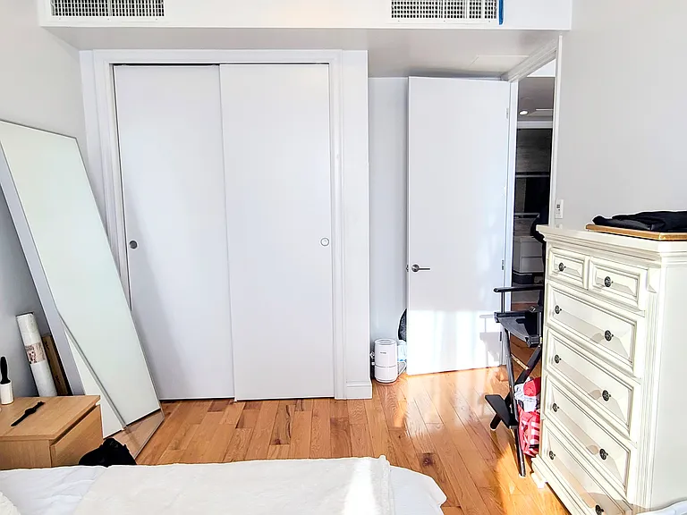 28-06 21st St #5FB — Photo 9