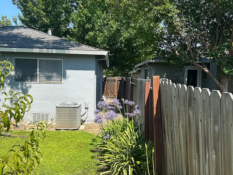 4633 Morpheus Ln — Photo 41