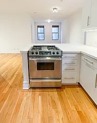 Rented by Coldwell Banker Warburg