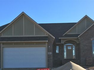 8822 W Westlakes Ct, Wichita, KS 67205