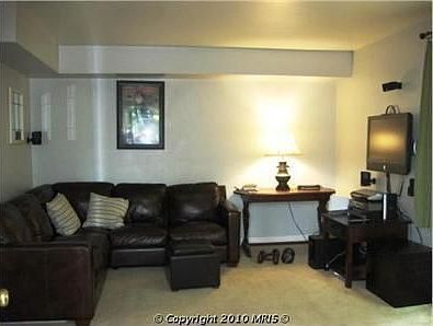 5th image of 5016 Brookshire Ct E