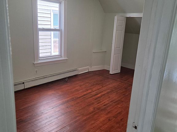 4th image of 818 Madison Ave Floor 3
