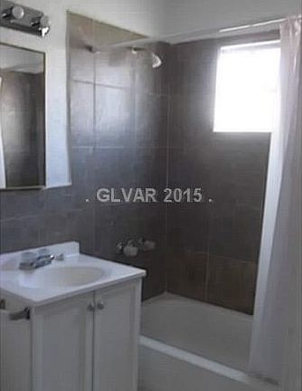 3rd image of 2300 Sunrise Ave APT 7