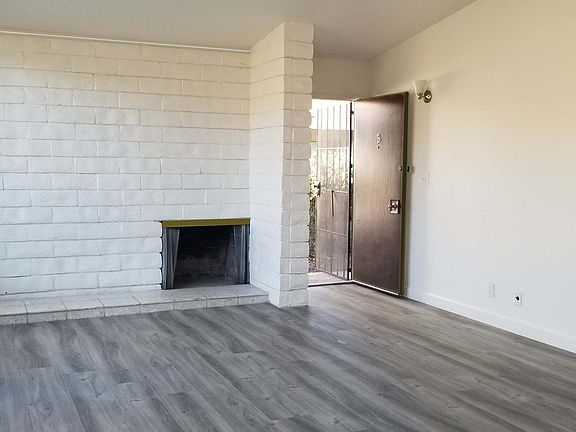 3rd image of 55200 Airlane Dr #11A