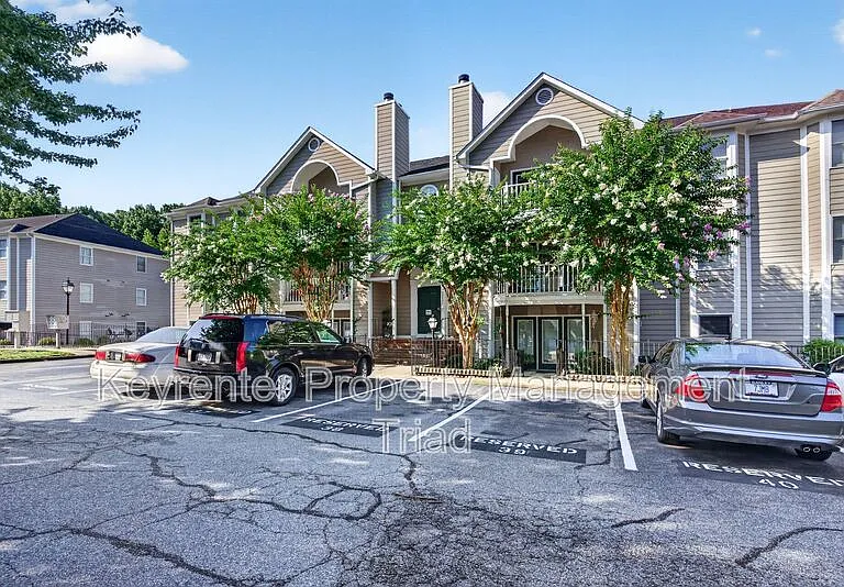 3701-7D Cotswold Ter — Photo 28