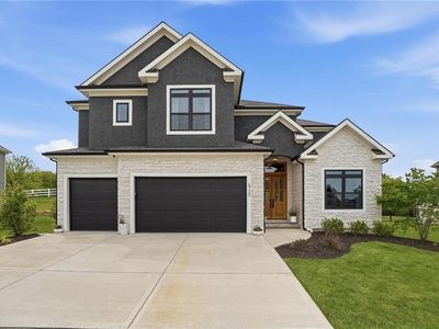 5730 NW Barn Hill Rd, Kansas City, MO, 64152