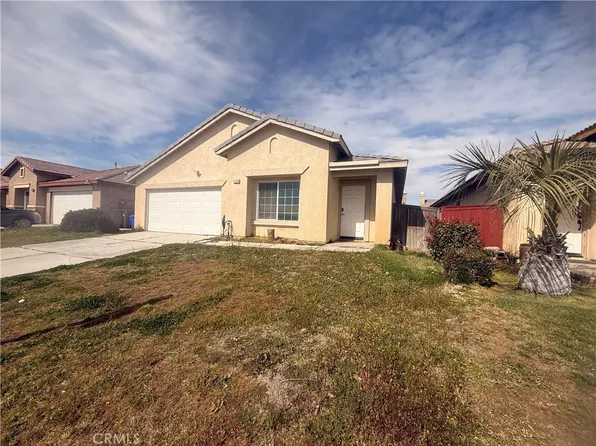11648 Dos Palmas Rd, Victorville, CA 92392