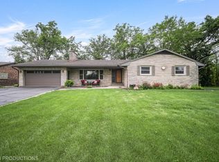 55 Deep River Dr, Hobart, IN 46342