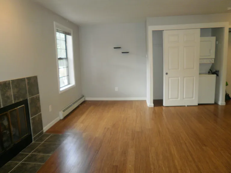 1405 Broadway St #210 — Photo 7