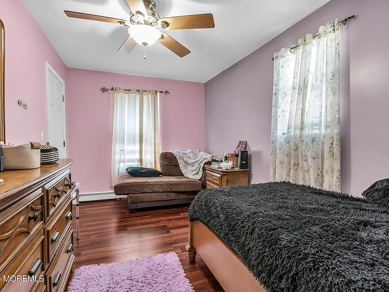 12 Jacobson St — Photo 10
