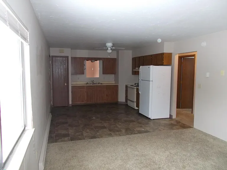 1400 Sunset Pines Ct — Photo 2