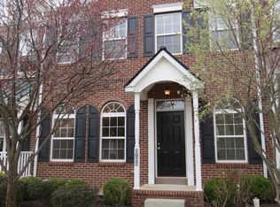 1077 Rosemont Ter, Pennsburg, PA 18073