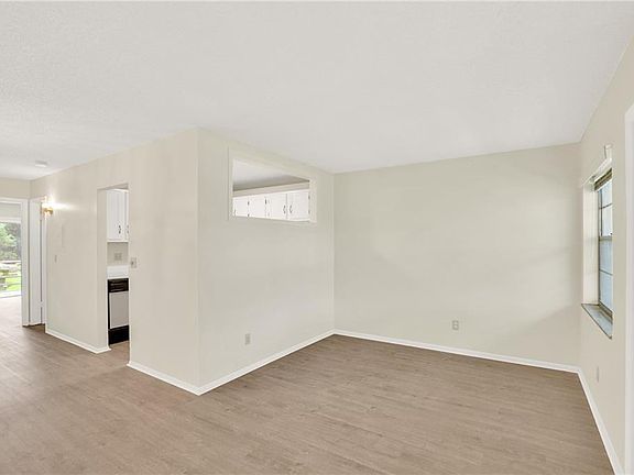 4th image of 16 Vista Palm Lane #204