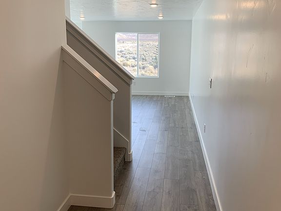 5th image of 2961 W Lagrand St