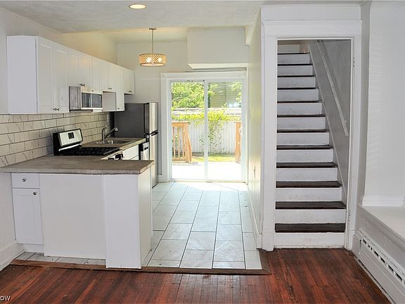 4th image of 1330 W 89th St
