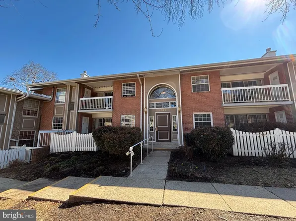 1944 Kennedy Dr APT 203, Mc Lean, VA 22102