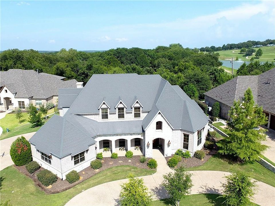 1st image of 3228 Clubview Dr
