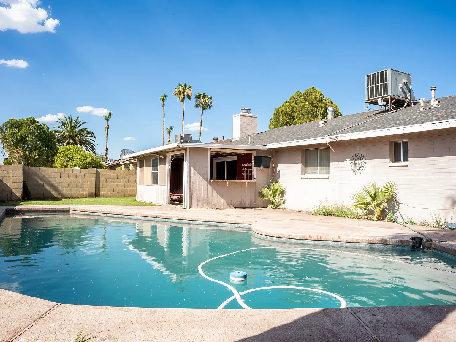 4 bed, 1669 sqft, $2,700 — Photo 3