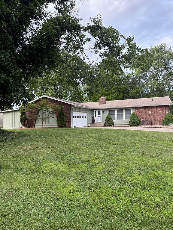 202 Woodland Dr - Property Image