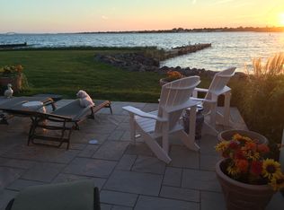 34 Captains Dr, Islip, NY 11751