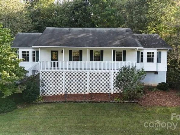 52 Smokerise Trl, Sylva, NC 28779