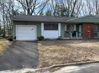 8B Kentucky Way, Whiting, NJ 08759