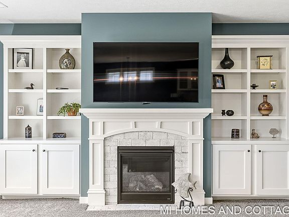 5th image of 14052 Phoenix Pl