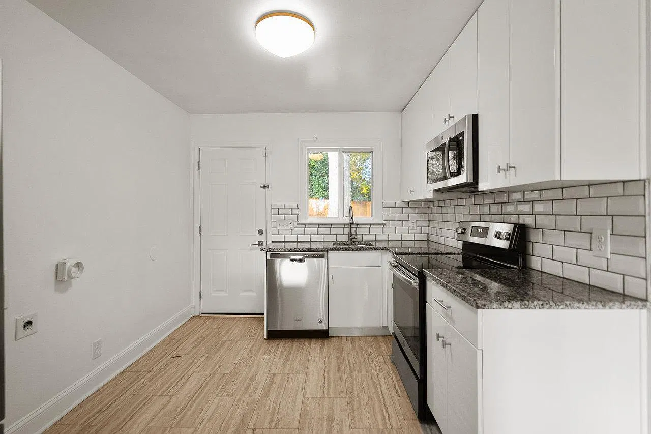 1125 Mulberry Avenue — Photo 4