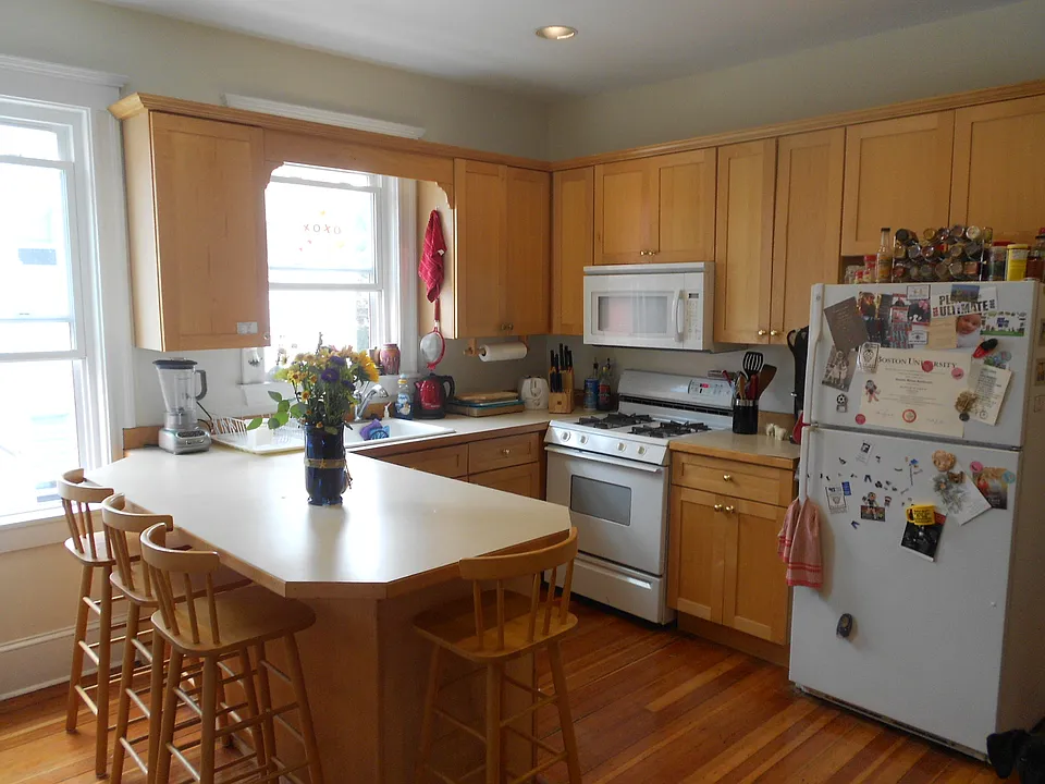 5 Newton St