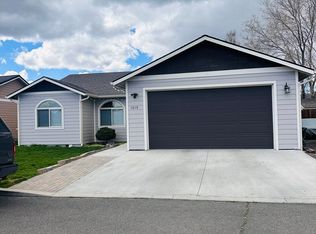 1010 Frontier Ct, La Grande, OR 97850