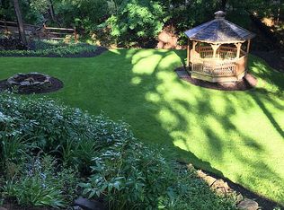 1310 Beaver Rd, Sewickley, PA 15143