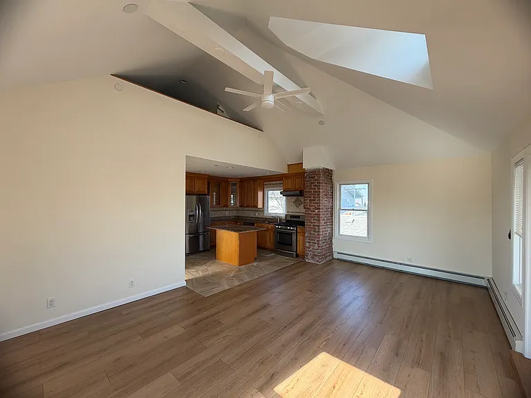 39 Indiana Ave #2 — Photo 14