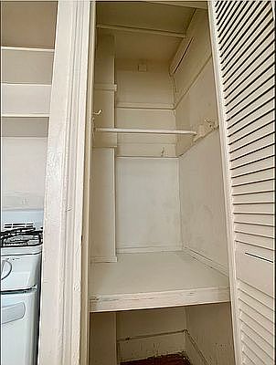 5th image of 17 W 76th St APT 4A