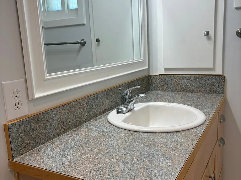 1005 Indian Dr — Photo 34