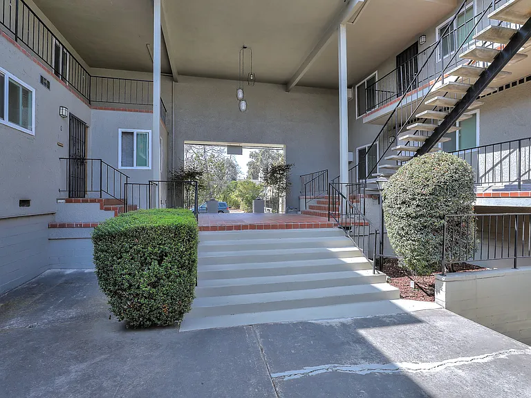 The Parc @470 — Photo 3