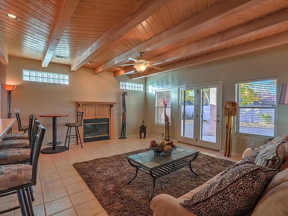 5th image of 10537 Calle Alba NW