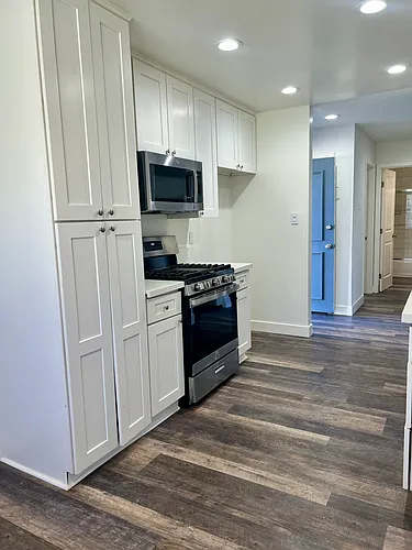 Sunrise Apartments Photo 1