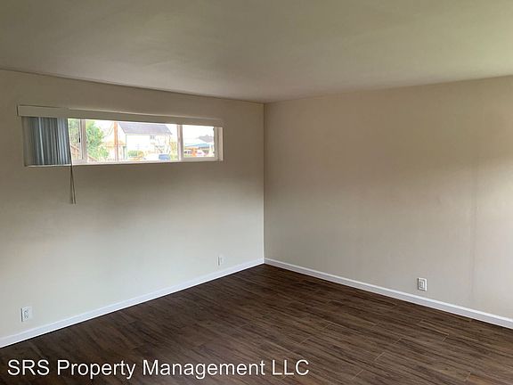 3rd image of 27229 102nd Ave NW APT 05