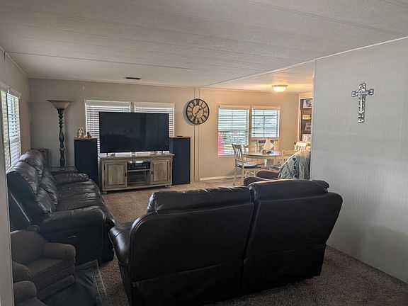 5th image of 32 Manor Drive