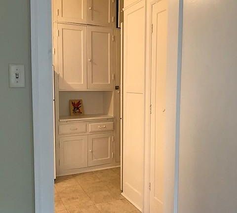 2nd image of 1420 W Berwyn Ave #1211