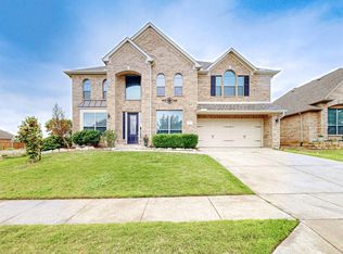 427 Bristol St, Roanoke, TX 76262