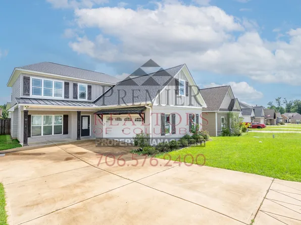 12 Ivy Loop, Smiths Station, AL 36877